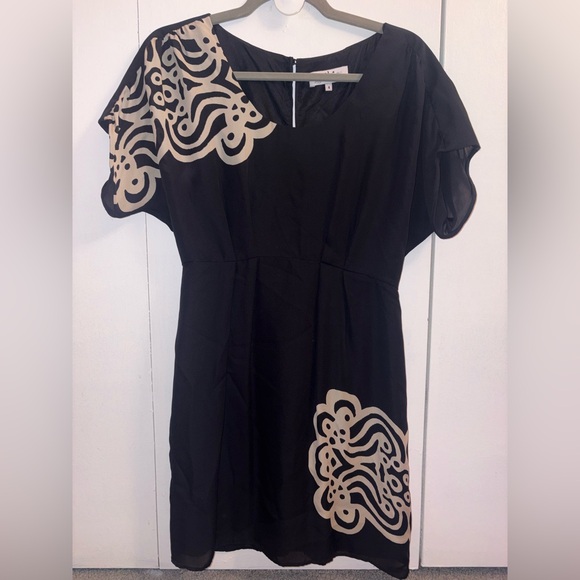 tibi new york silk dress NWT Tibi New York V-Neck Silk Embroidered Black Sheath Dress Sz 0 Midi Ruffle
